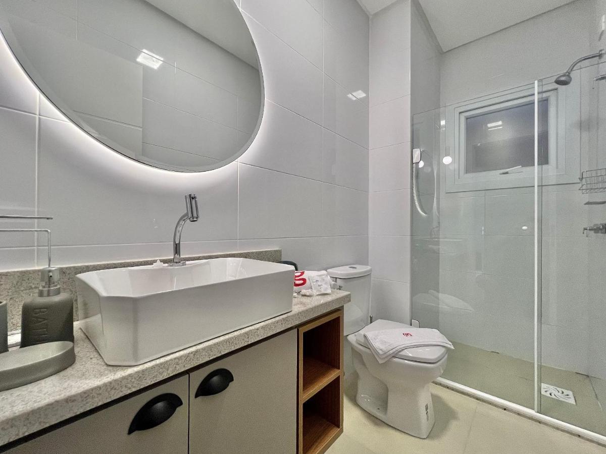 Essence 404 - Apto Em Apartamento *